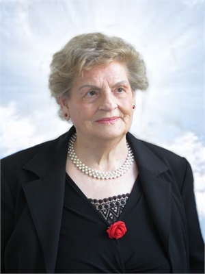 Angela Campello