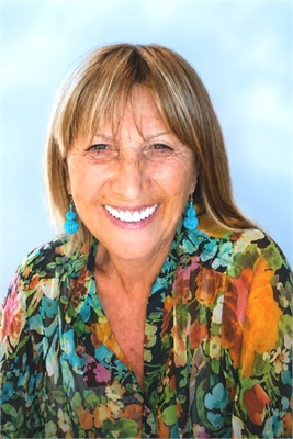 Stefani Travaini
