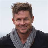 Felix Baumgartner - B.A.S.E. 502
